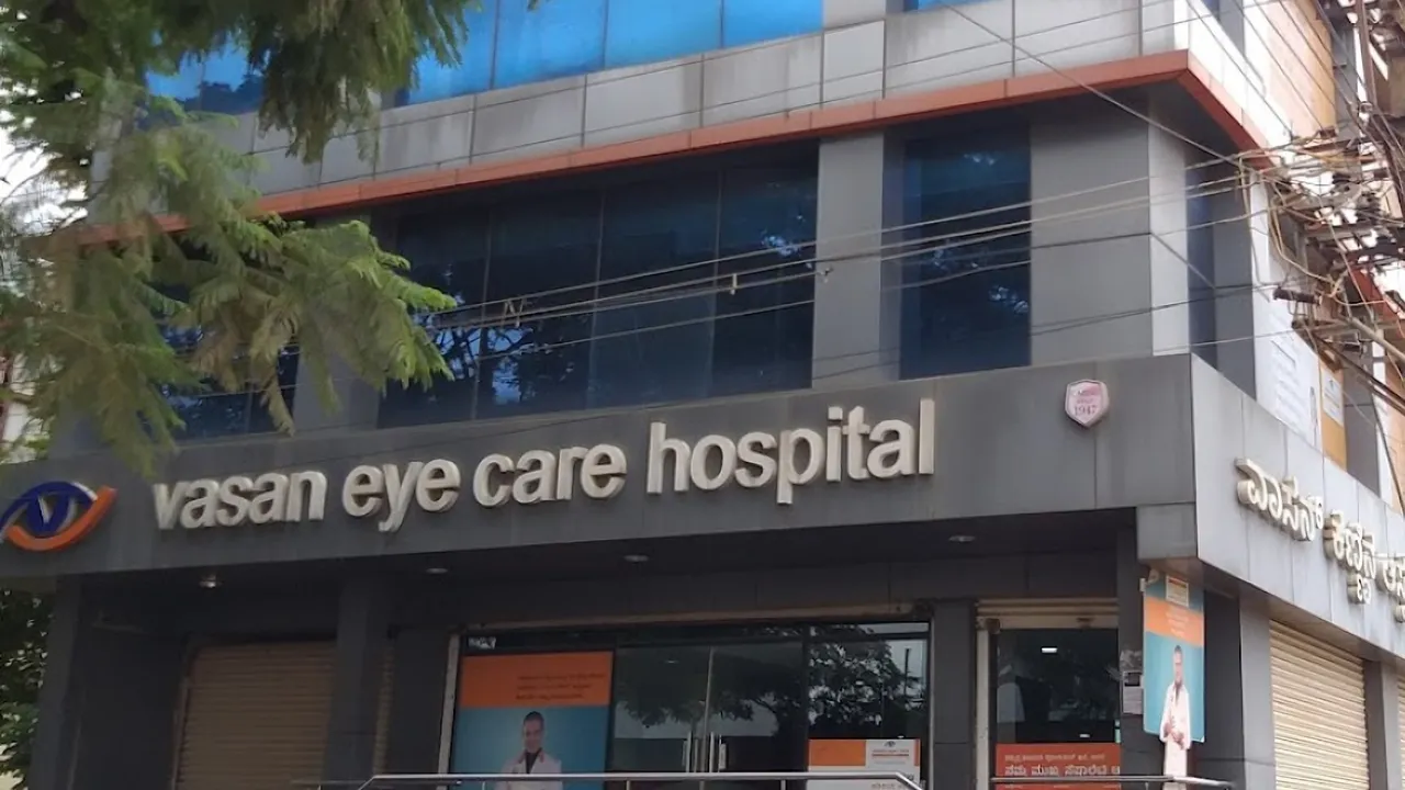 Vasan Eye Care Hospital photo